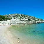 Owl Xino - 10 Min Walk To The Old Town * 波连斯萨